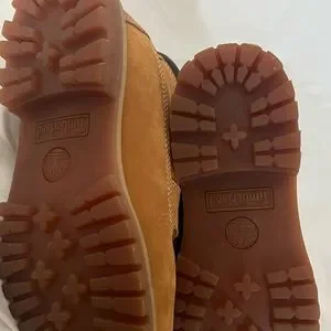 Timberland | Shoes | Short Size Timberlands Size 7 For Men  display picture 2